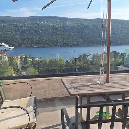 Porto Vista Penthouse Kumbor Apartment Exterior photo