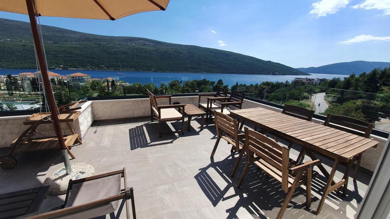 Porto Vista Penthouse Kumbor Apartment Exterior photo