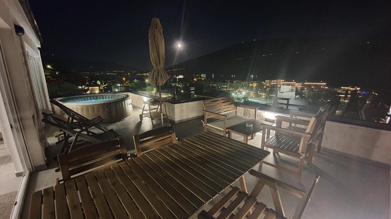 Porto Vista Penthouse Kumbor Apartment Exterior photo